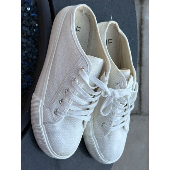 JustFab Macy Women White Flatform Slip-On Sneakers Shoes Size 9 - Picture 3 of 6